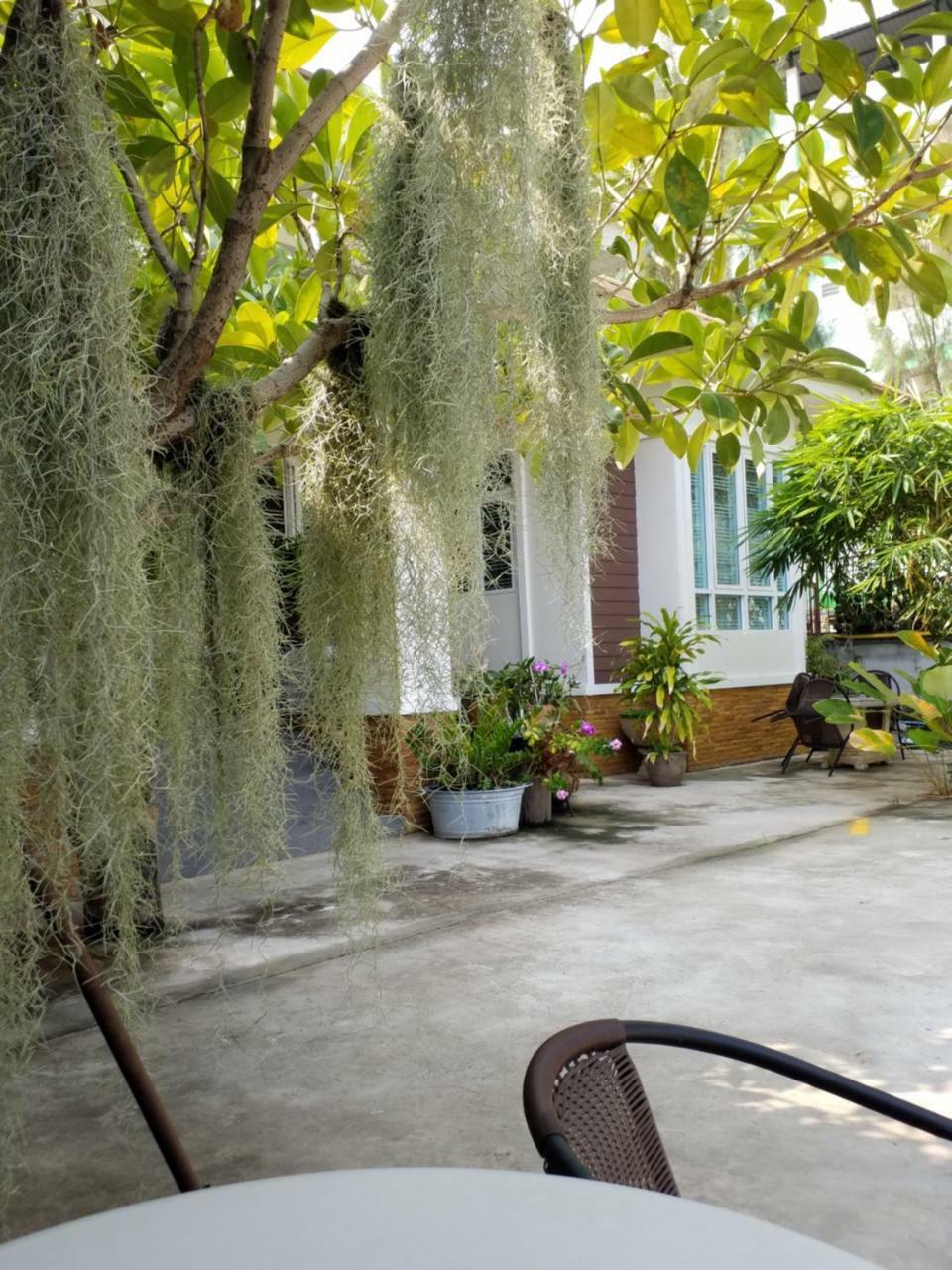 Homestay568 Roi Et Exteriör bild